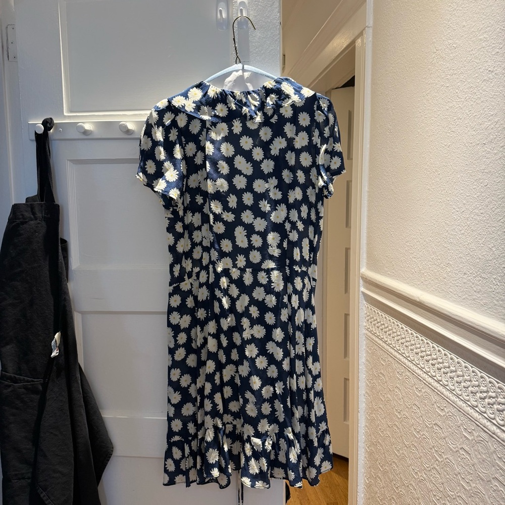✨ Relisation Par Valentina Short Sleeve Wrap Dress ✨ - Picture 6 of 6